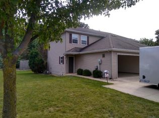 5736 W Hills Rd, Fort Wayne, IN 46804