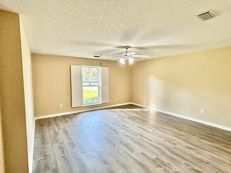 640 Wedgewood Dr — Photo 30