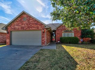10900 NW 37th St, Yukon, OK 73099