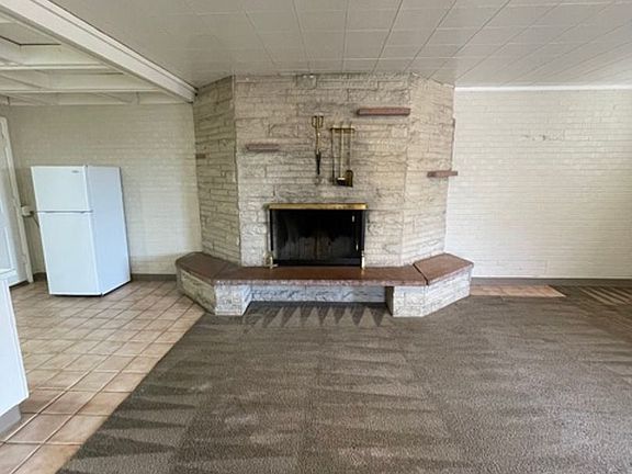 4th image of 1601 Garrison St APT 10