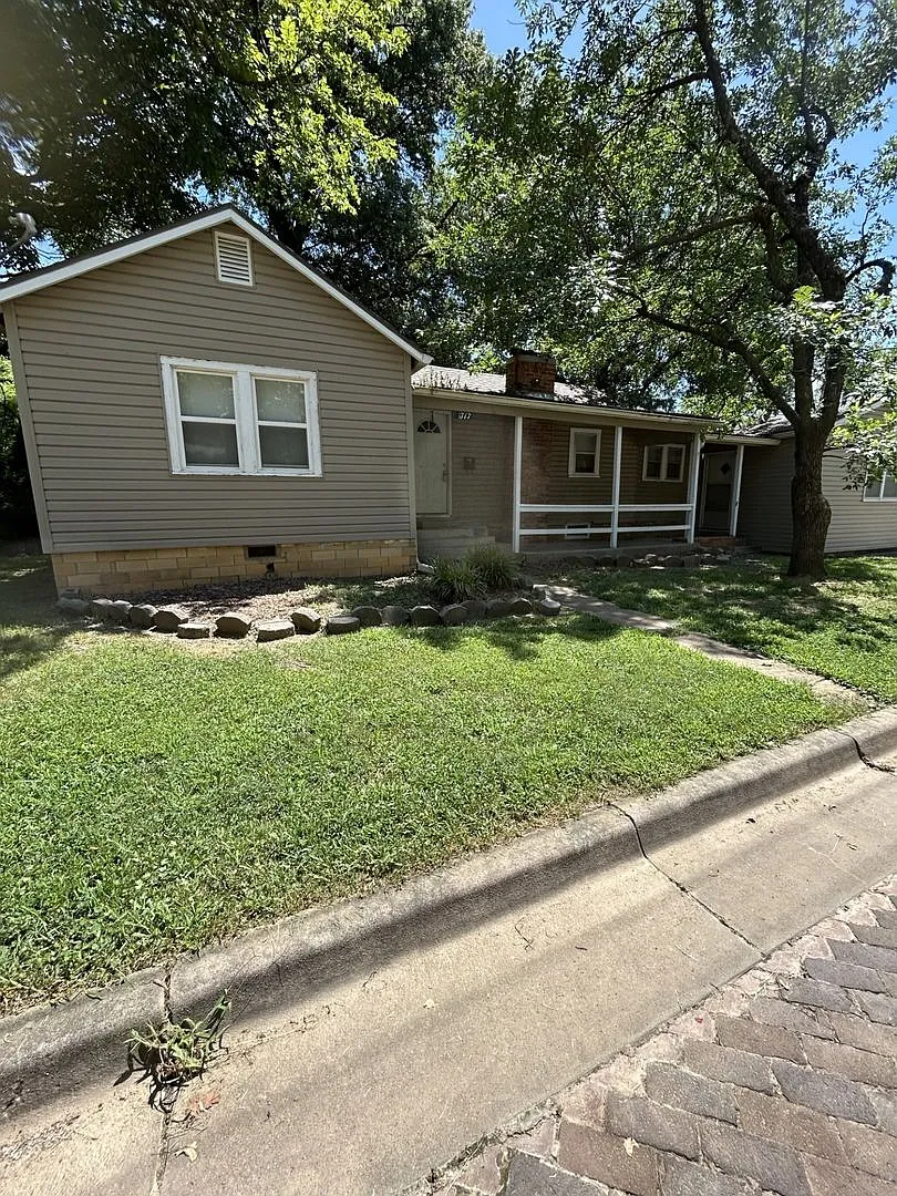 Nice 3 bedroom 1 bath home Walking distance to PSU!! — Photo 1