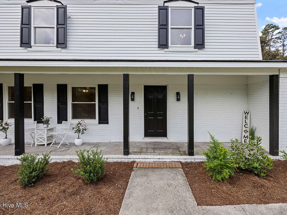 1st image of 1 Mayfield Court