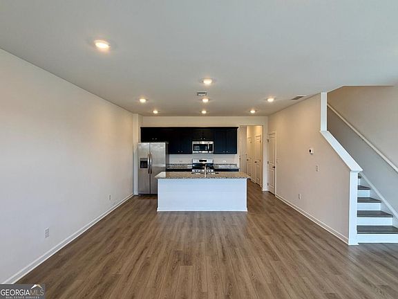 5th image of 257 Kenoot Dr #42