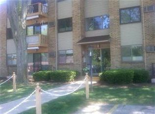 2433 Byron Center Ave SW APT 102, Wyoming, MI 49519