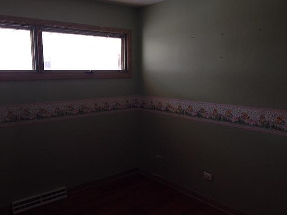 5th image of 129 N Elroy Ave