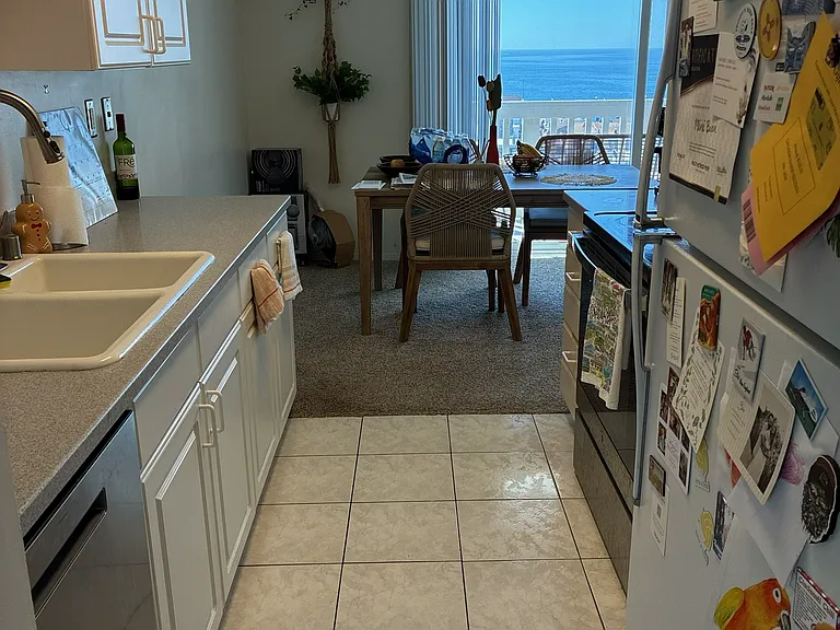 640 The Vlg #217 — Photo 8