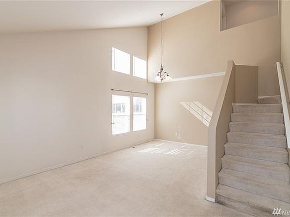 3rd image of 6109 Victoria Ct SE