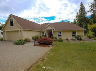 8280 SE Sedgwick Rd, Pt Orchard, WA 98366