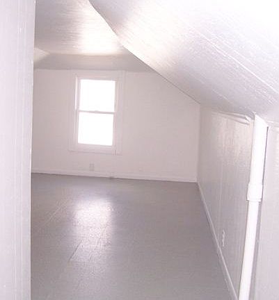 Bedroom up