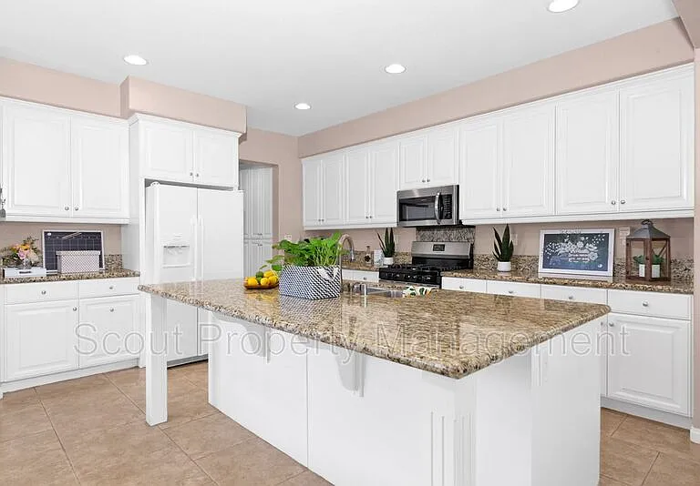 40281 Salem Way — Photo 9