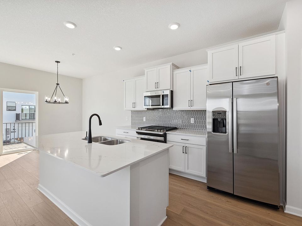 1st image of 10230 Birchwood Cir