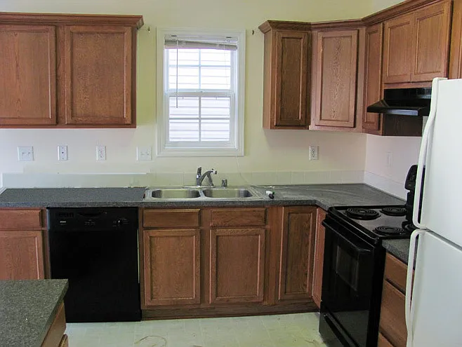 Coming Soon-Beautiful All Electric Home In Polo Club! 2-Car Garage, W/D Included! — Photo 4