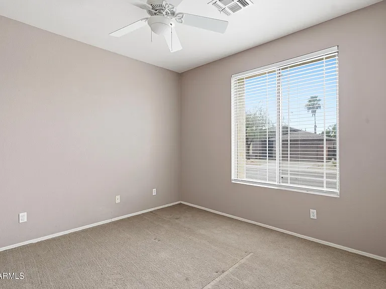 1724 W Deer Creek Rd — Photo 19