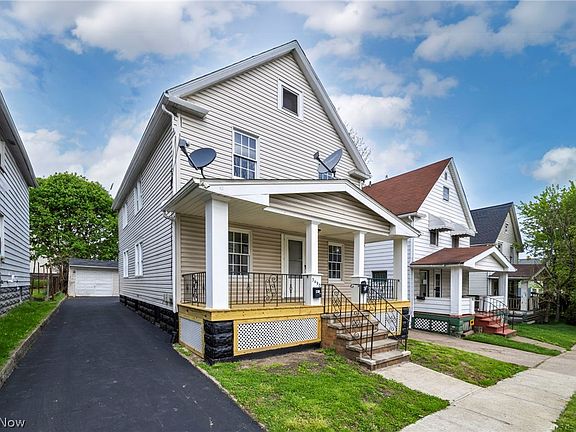 3rd image of 3490 W 62nd St