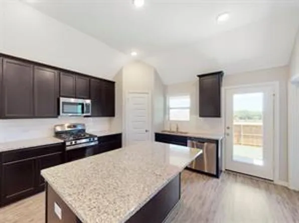 3421 Buster Way, Corinth, TX 76210