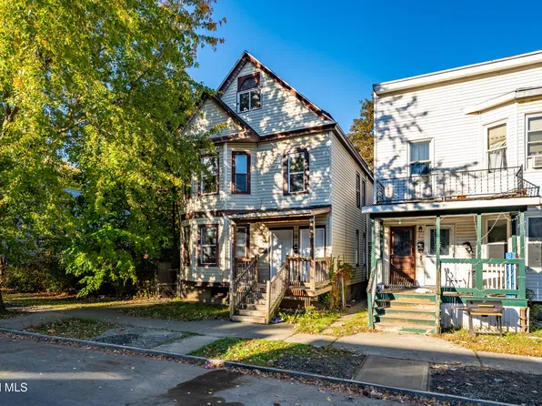 69 6th Avenue, Troy, NY 12180