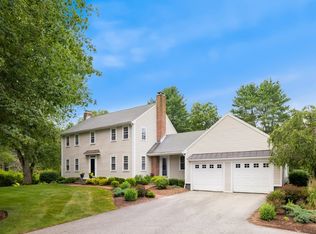 8 Candlewood Dr, Topsfield, MA 01983