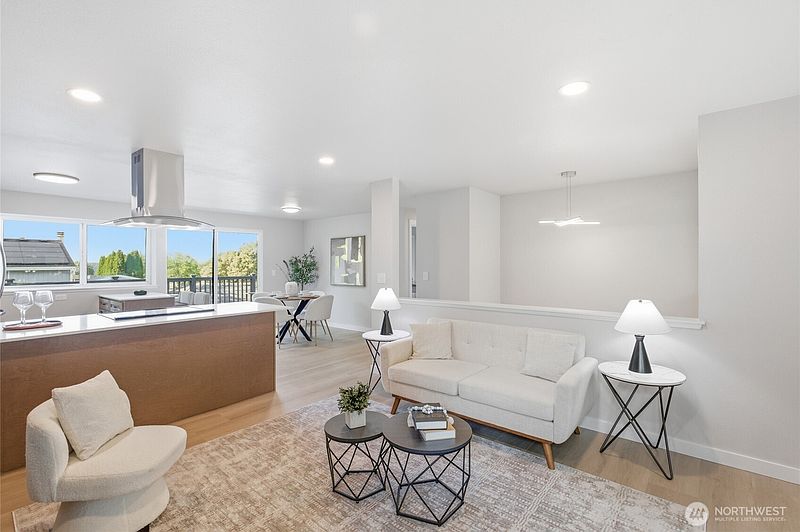 5th image of 6125 N 41st Street