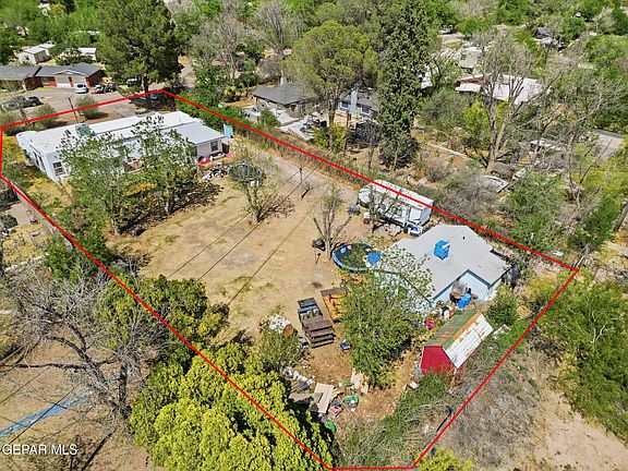 4th image of 308 Stewart Dr