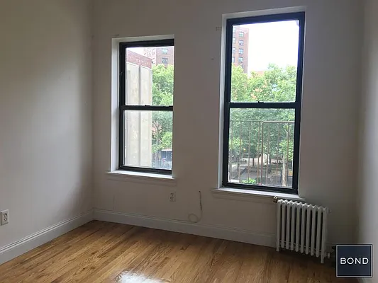 Rented by Bond New York | media 4