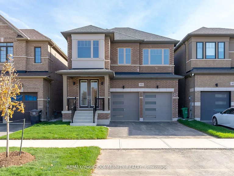 43 Tweedhill Ave — Photo 3