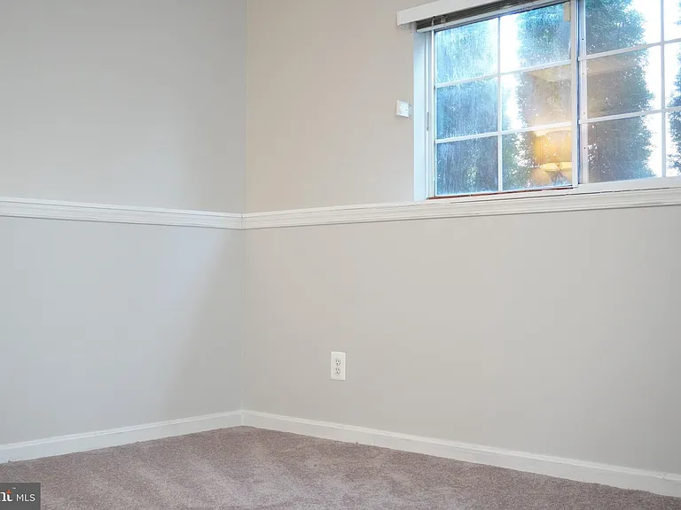 14882 Geranium Ct — Photo 46