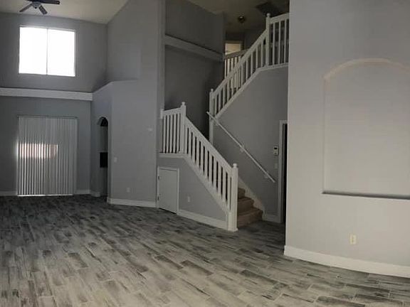 3rd image of 10507 Barnstable Ct