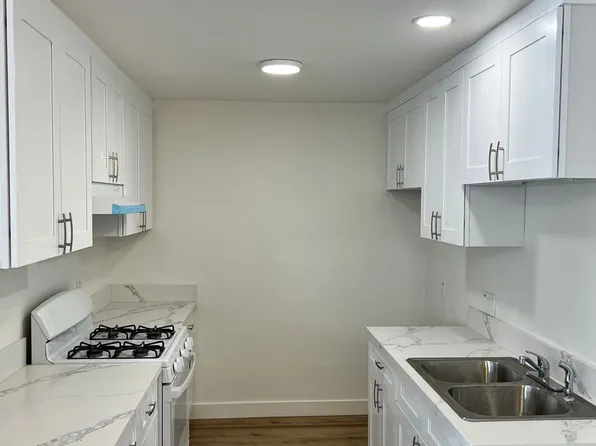 Terrace Avenue, 4800 Terrace Ave #B, Oxnard, CA 93033