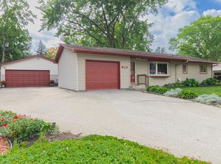 2014 Diffley Rd, Eagan, MN 55122
