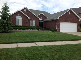 51273 Hook Dr, Macomb, MI