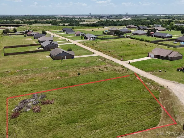 204 Michael Ave, Calera, OK 74730