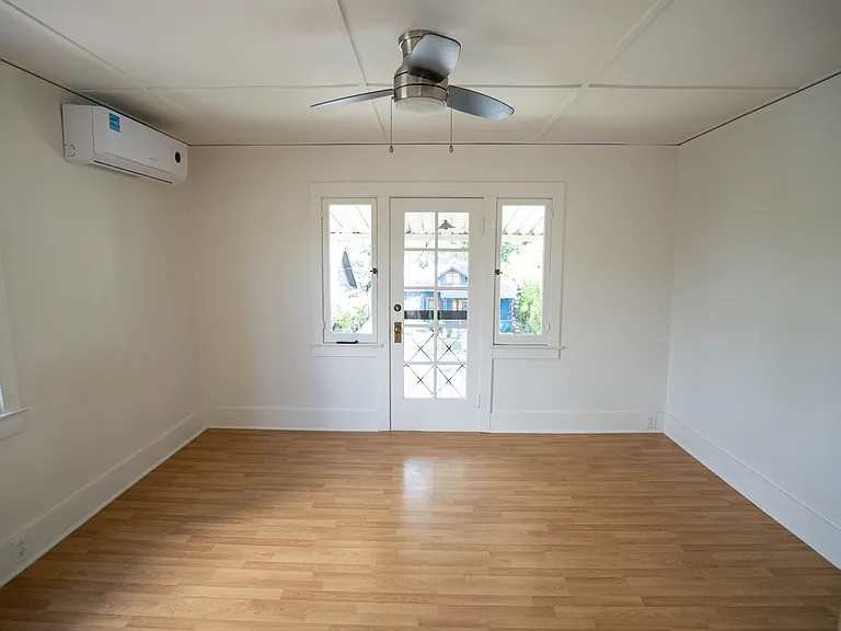 210 N Encinitas Ave #B — Photo 7