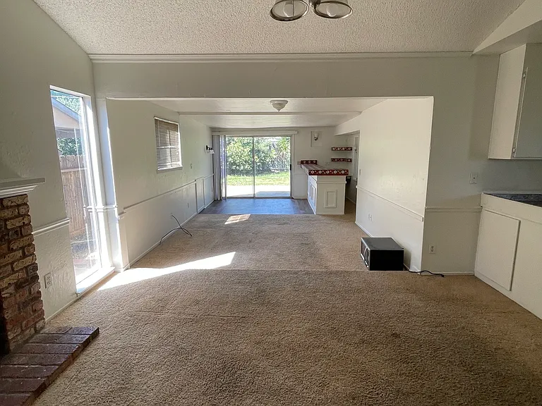 5649 Vista Oak Way — Photo 9