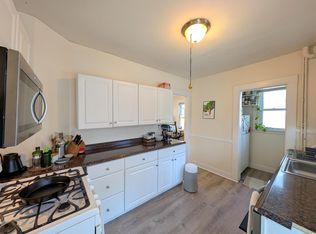 18 Sanborn Ave APT 1, Somerville, MA 02143