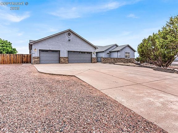 4th image of 121 Mourning Dove Dr