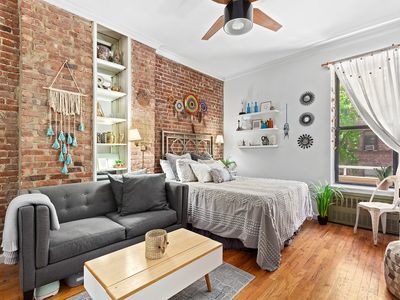 425 E 78th St APT 2C, New York, NY, 10075