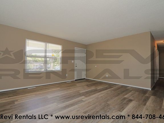 5th image of 2248 Central Parkway Dr