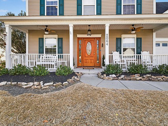 2nd image of 2064 Bancroft Ln