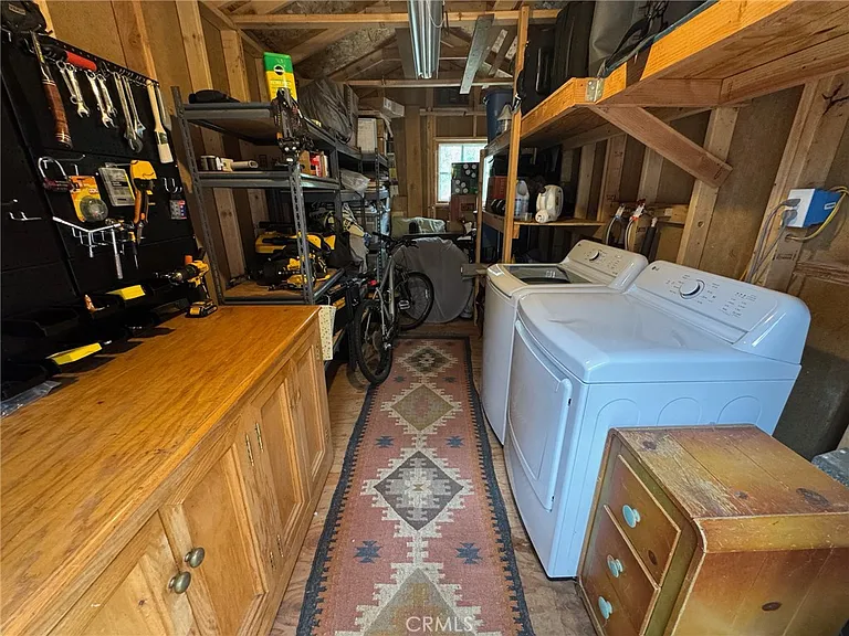 456 S Skyline Dr — Photo 43