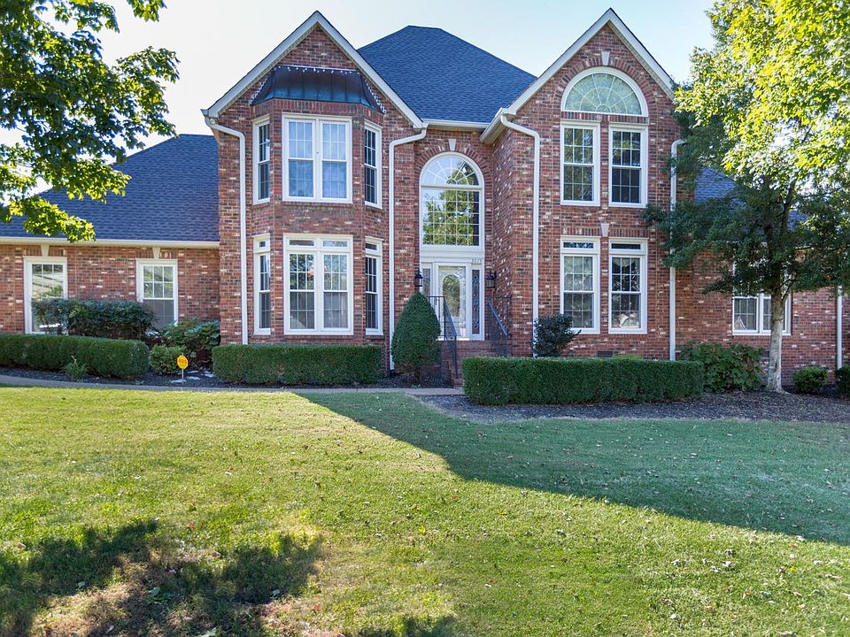 1st image of 3015 Saint Johns Dr