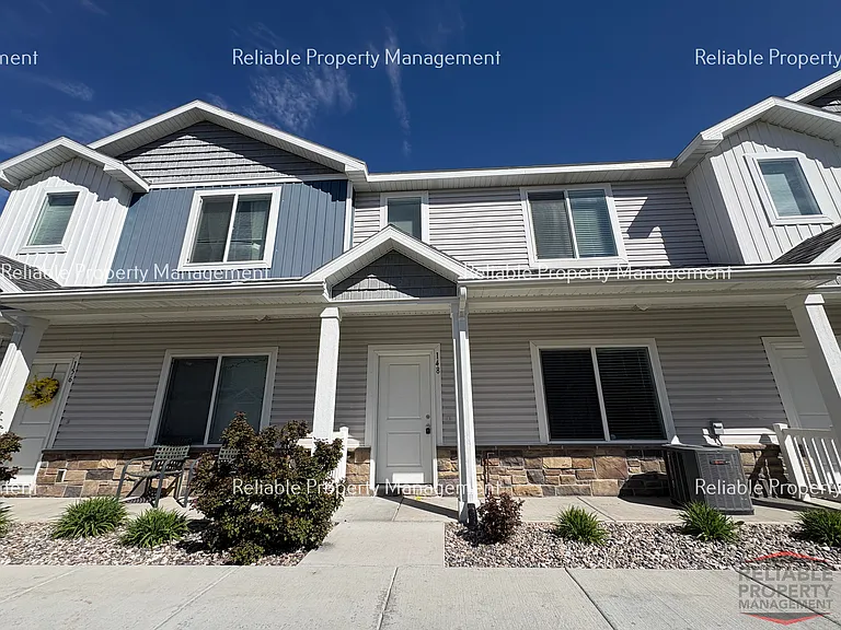 148 S Emery Ln — Photo 2