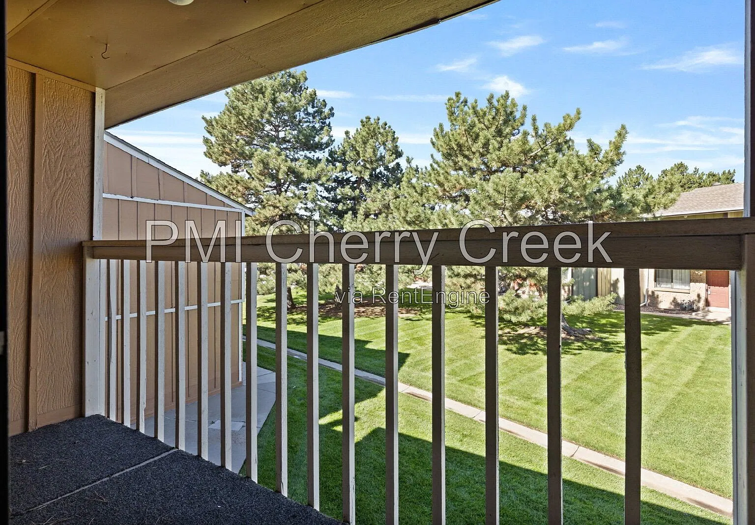 2 bed, 2.5 bath, 1619 sqft, $1,995 — Photo 4
