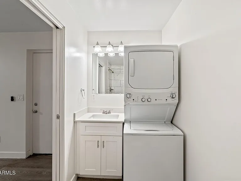 1707 N 18th St #B7 — Photo 10