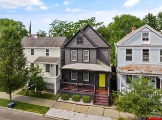 517 Prospect St, Hudson, NY 12534