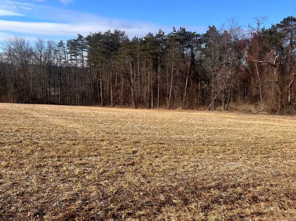 100 Wentworth Road #5-2, Walpole, NH 03608