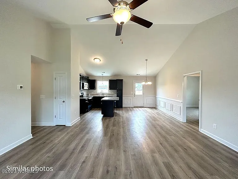 707 Alpha Ct — Photo 18