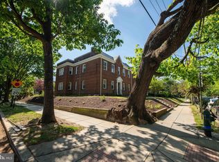 2241 40th Pl NW, Washington, DC 20007