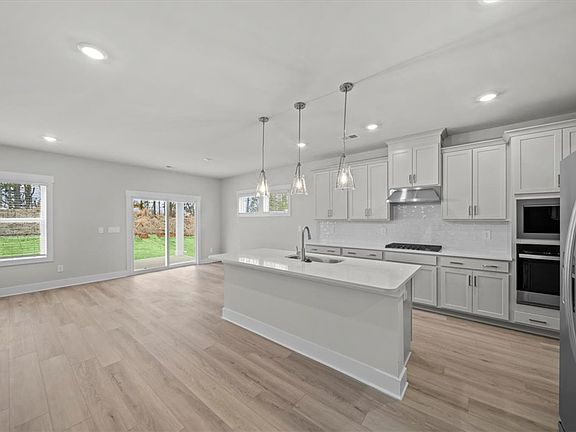 7th image of this home
