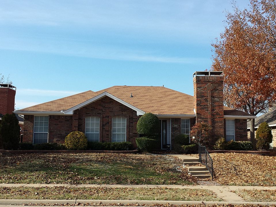 2nd image of 2101 Lancecrest Dr