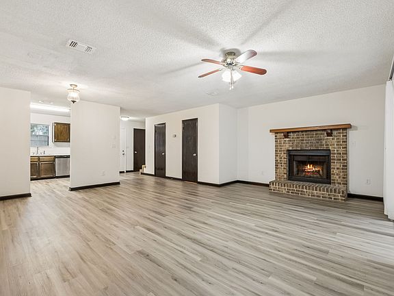 5th image of 1242 Chee Ln